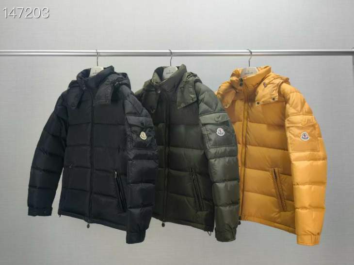 Picture of Moncler Down Jackets _SKUMonclersz1-526yr5736834